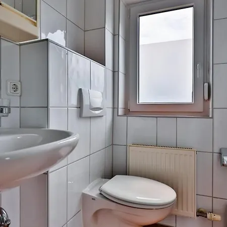 Kleines Mit Traumhaftem Seeblick, Seedorf Zeesenhaus Nr 4 * Sellin (Rugen)