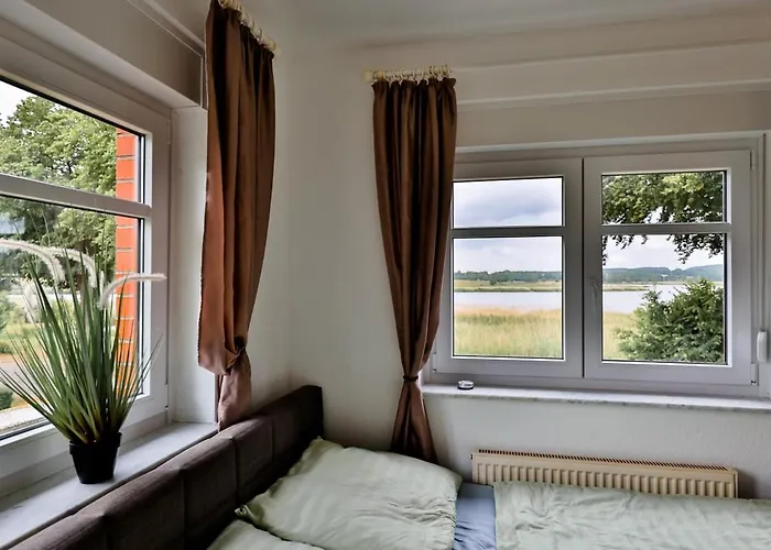 아파트 Kleines Mit Traumhaftem Seeblick, Seedorf Zeesenhaus Nr 4 젤린